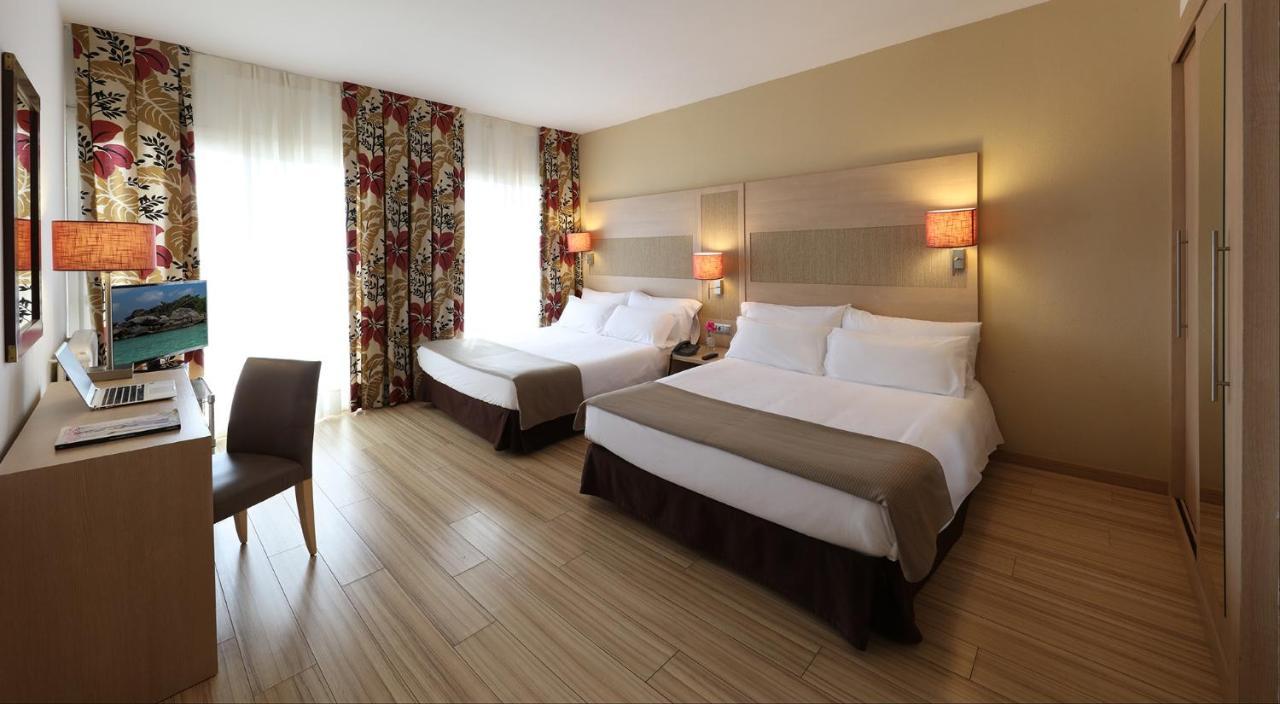 Augusta Club & Spa - Adults Only Lloret de Mar Esterno foto